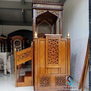 Mimbar Masjid Minimalis Jati Model Tangga Samping