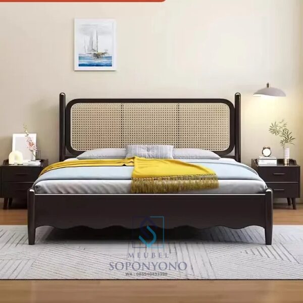 Tempat Tidur Model Minimalis Kombinasi Rotan