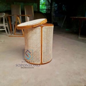 Keranjang Anyaman Rotan Baju Kotor Laundry