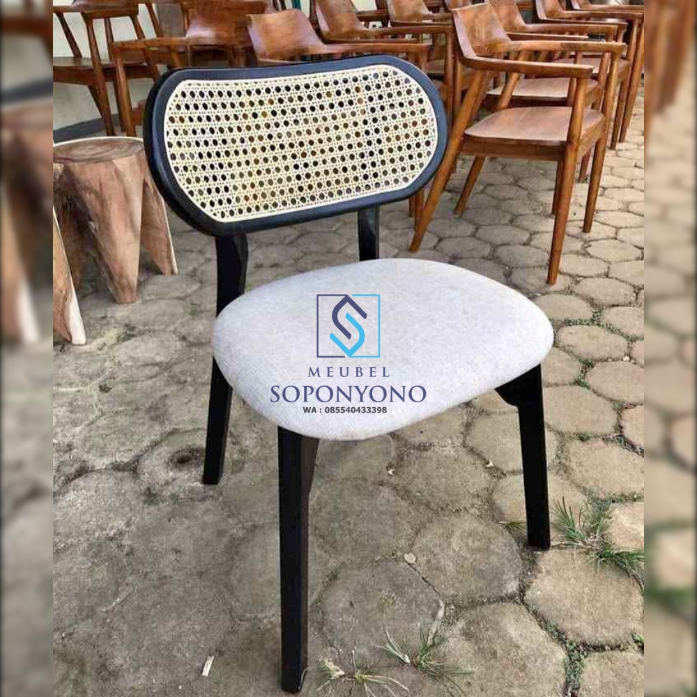 Model Kursi Cafe Resto Kacang Rotan Minimalis Jati Model Kursi Cafe Resto Kacang Rotan Minimalis Jati