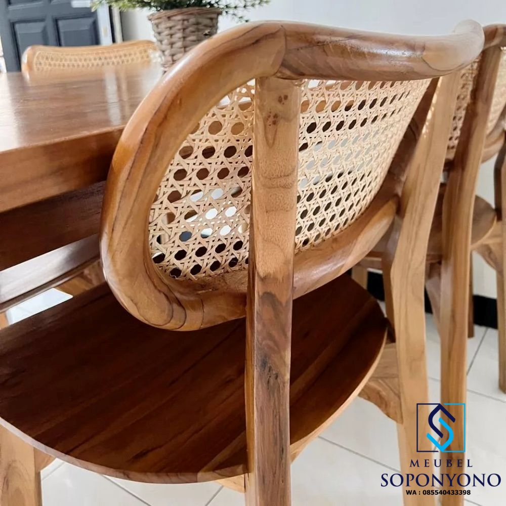 Set Meja Makan Kacang Rotan Kayu Jati Jepara Set Meja Makan Kacang Rotan Kayu Jati Jepara