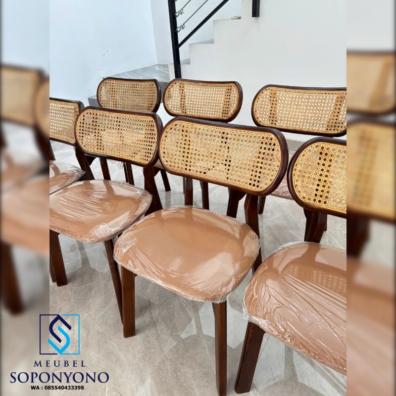 Kursi Cafe Kacang Rotan Minimalis Jati Kursi Cafe Kacang Rotan Minimalis Jati