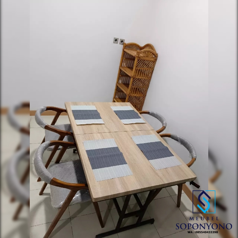 Kursi Cafe Selly Dudukan Jok Jati Solid Kursi Cafe Selly Dudukan Jok Jati Solid