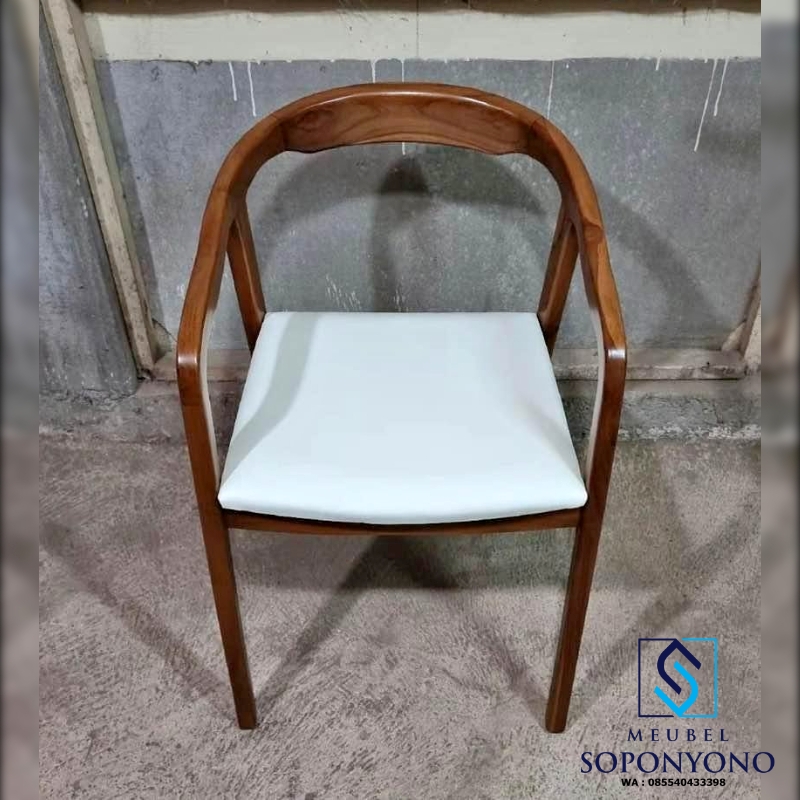Kursi Cafe Selly Minimalis Dudukan Jok Kayu Jati Kursi Cafe Selly Minimalis Dudukan Jok Kayu Jati