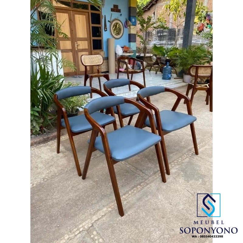 Kursi Cafe Selly Minimalis Jok Kayu Jati Kursi Cafe Selly Minimalis Jok Kayu Jati